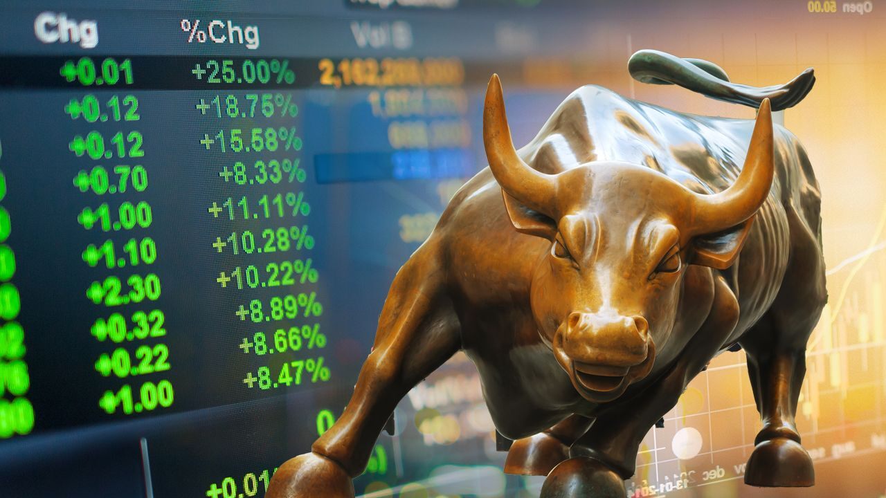 Descubra o que é um bull market, como identificá-lo e estratégias para aproveitar ao máximo este ciclo de alta nos mercados financeiros.
